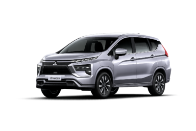 Mitsubishi Xpander putih untuk layanan sewa mobil Bandung dengan driver profesional dari Twins Rent Car