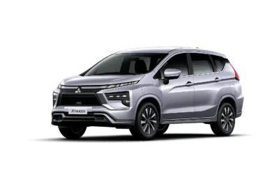 Mitsubishi Xpander putih untuk layanan sewa mobil Bandung dengan driver profesional dari Twins Rent Car
